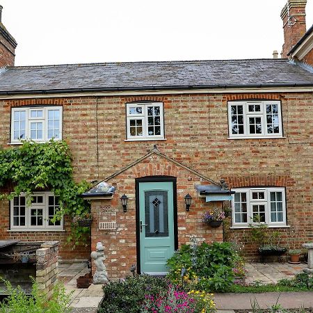 Woodleys Cottage Woburn Sands Eksteriør billede